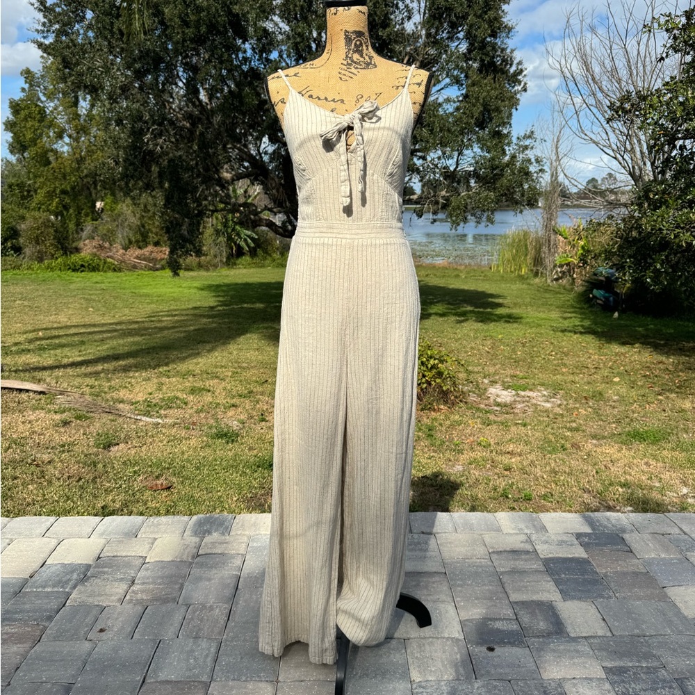 NWOT Japna Flare Leg Jumpsuit Size Medium Cream and Black Pinstripes